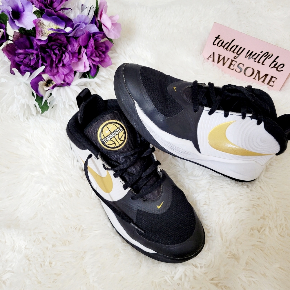 Nike teamhustle